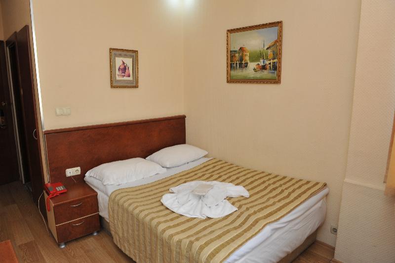 Turvan Hotel Istanbul Exterior photo